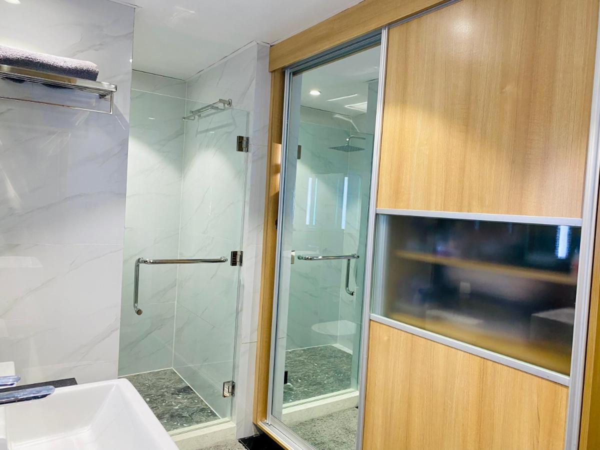 Walking Street Condo Beautiful 1 King Bedroom Angeles Eksteriør bilde
